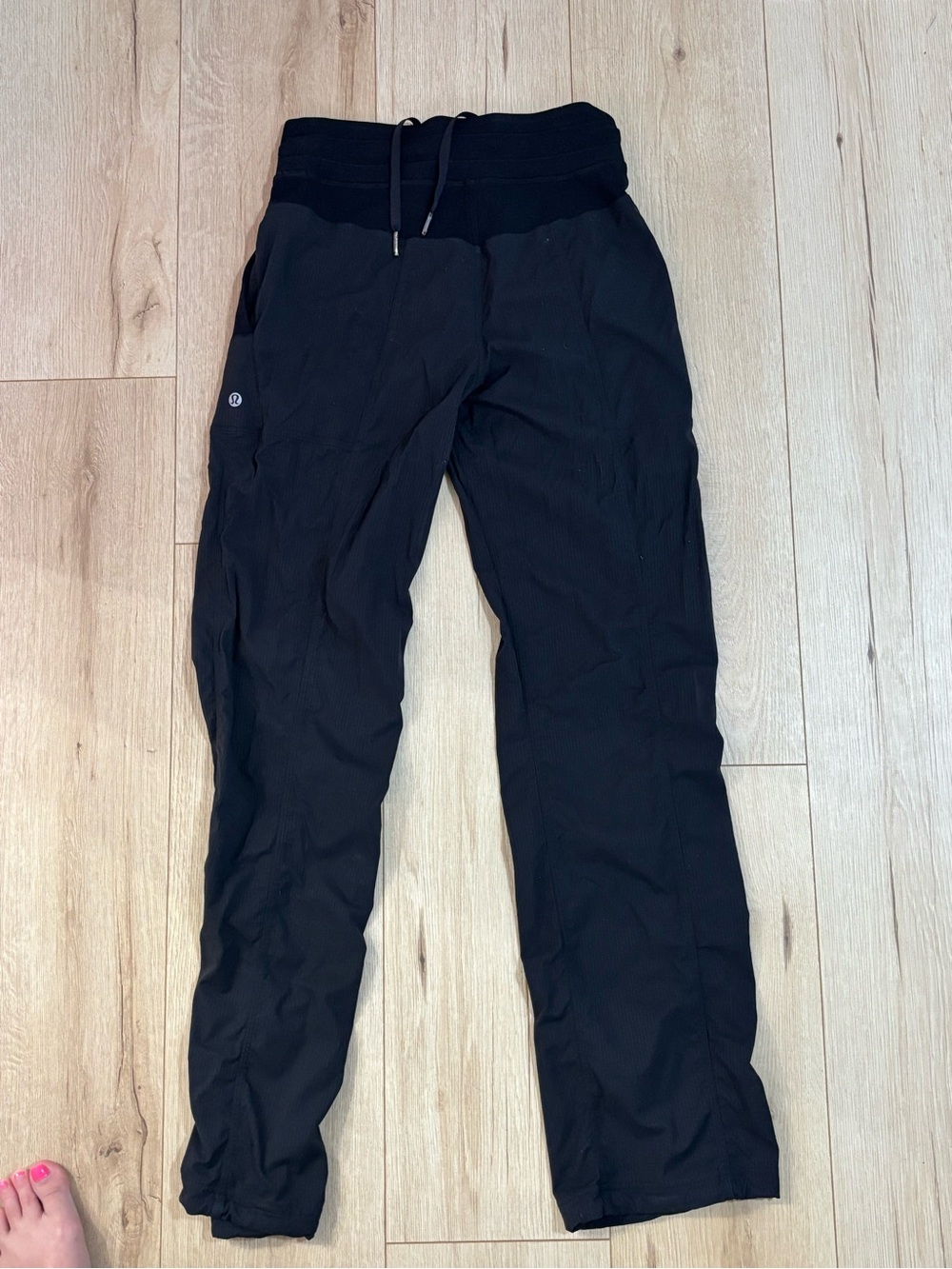lululemon women’s Black Slim Fit Joggers